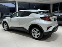 używany Toyota C-HR 1.8dm 122KM 2019r. 92 562km