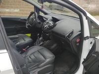 Używany Ford B-MAX 95 KM (69 kW) 2014 Biały Minivan