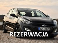 Używany Hyundai i30 100 KM (73 kW) 2013 Czarny (metalik) Hatchback