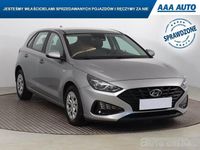 Używany Hyundai i30 120 KM (88 kW) 2022 Srebrny