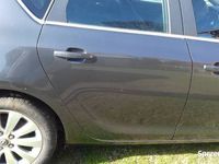 używany Opel Astra 1,7 diesel 2011 uszkodzony przód