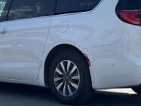 Używany Chrysler Pacifica Touring 264 KM (194 kW) 2021 Biały SUV