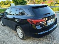 używany Opel Astra 6dm 110KM 2018r. 159 000km
