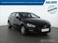 Używany Volvo V60 2017 Czarny Kombi