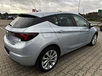 używany Opel Astra 1dm 105KM 2018r. 49 000km