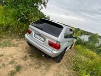 Używany BMW X5 2001 Srebrny SUV