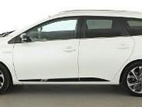 Używany Toyota Auris Hybrid 136 KM (100 kW) 2015 Biały Kombi