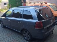 używany Opel Zafira 