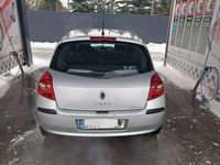używany Renault Clio II 1.4dm 90KM 2006r. 212 000km