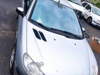 używany Peugeot 206 Sprzedamna części