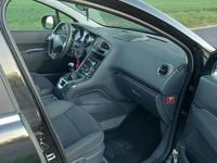 Używany Peugeot 5008 2015 Minivan