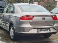 Używany Seat Toledo 105 KM (77 kW) 2014 Beżowy Sedan/Limuzyna