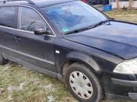 Używany VW Passat 2003 Czarny Kombi