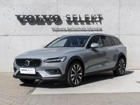 Używany Volvo V60 CC 250 KM (183 kW) 2023 Szary (metalik) Kombi