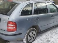 Używany Skoda Fabia 2004 Srebrny Kombi