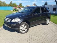 Używany Mercedes ML320 225 KM (165 kW) 2007 Czarny SUV