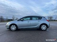 używany Opel Astra 1.4 turbo 2010 rok