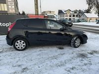 Używany Hyundai i30 90 KM (66 kW) 2009 Czarny Hatchback