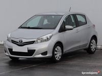 Używany Toyota Yaris 2013 Srebrny Hatchback