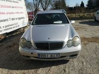 używany Mercedes C220 2.2dm 120KM 2002r. 213 654km