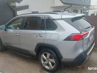 Używany Toyota RAV4 Executive 2019 Srebrny Kombi