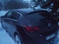 Używany Opel Astra 2011 Czarny Hatchback