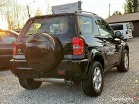 używany Toyota RAV4 RAV-4 2,0 150KM 4X4 klima benzyna szyberdach II (2...2,0 150KM 4X4 klima benzyna szyberdach II (2...