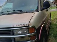 używany Chevrolet Express 5,7 Starcraft