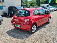 używany Renault Clio II 1.1dm 75KM 2010r. 119 000km