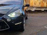 Używany Ford S-MAX Ghia 2014 Czarny Minivan