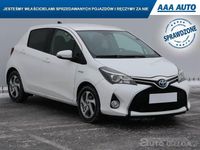 Używany Toyota Yaris 101 KM (74 kW) 2016 Biały