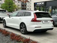 używany Volvo V60 2dm 197KM 2023r. 27 120km