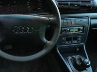 Używany Audi A4 1996 Inny kolor Sedan/Limuzyna