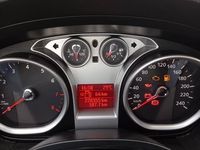 Używany Ford C-MAX 101 KM (74 kW) 2008 Srebrny Minivan