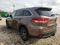 używany Toyota Highlander 3.5dm 295KM 2019r. 40 500km