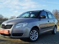 Używany Skoda Fabia 70 KM (51 kW) 2009 Brązowobeżowy Kombi