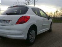 Używany Peugeot 207 144 KM (105 kW) 2009 Biały Hatchback