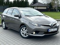 używany Toyota Auris Hybrid 