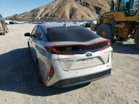 używany Toyota Prius Prime 2017, 1.8L, lekko uszkodzony przód