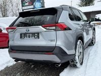 Używany Toyota RAV4 Hybrid 222 KM (163 kW) 2020 Srebrny SUV