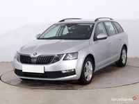 Używany Skoda Octavia 2018 Srebrny Kombi