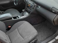 Używany Mercedes 220 2003