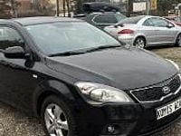 Używany Kia Ceed 115 KM (84 kW) 2012 Czarny Hatchback