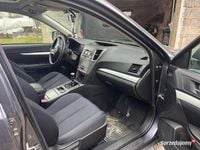 Używany Subaru Legacy 2010 Niebieski Kombi