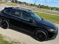 Używany Jeep Cherokee 180 KM (132 kW) 2019 Czarny SUV