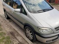 używany Opel Zafira 