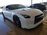 używany Nissan GT-R 2010, 3.8L, 4x4, Base, od ubezpieczalni