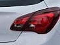 używany Opel Corsa E Cosmo, nawigacja, czujniki parkowania, tempomat, biała perła