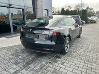 używany Tesla Model 3 Long Range, podgrz. kier. + fotele, el. bagaż…