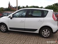 używany Renault Scénic III 1.5 DCi biały met 42 000 km